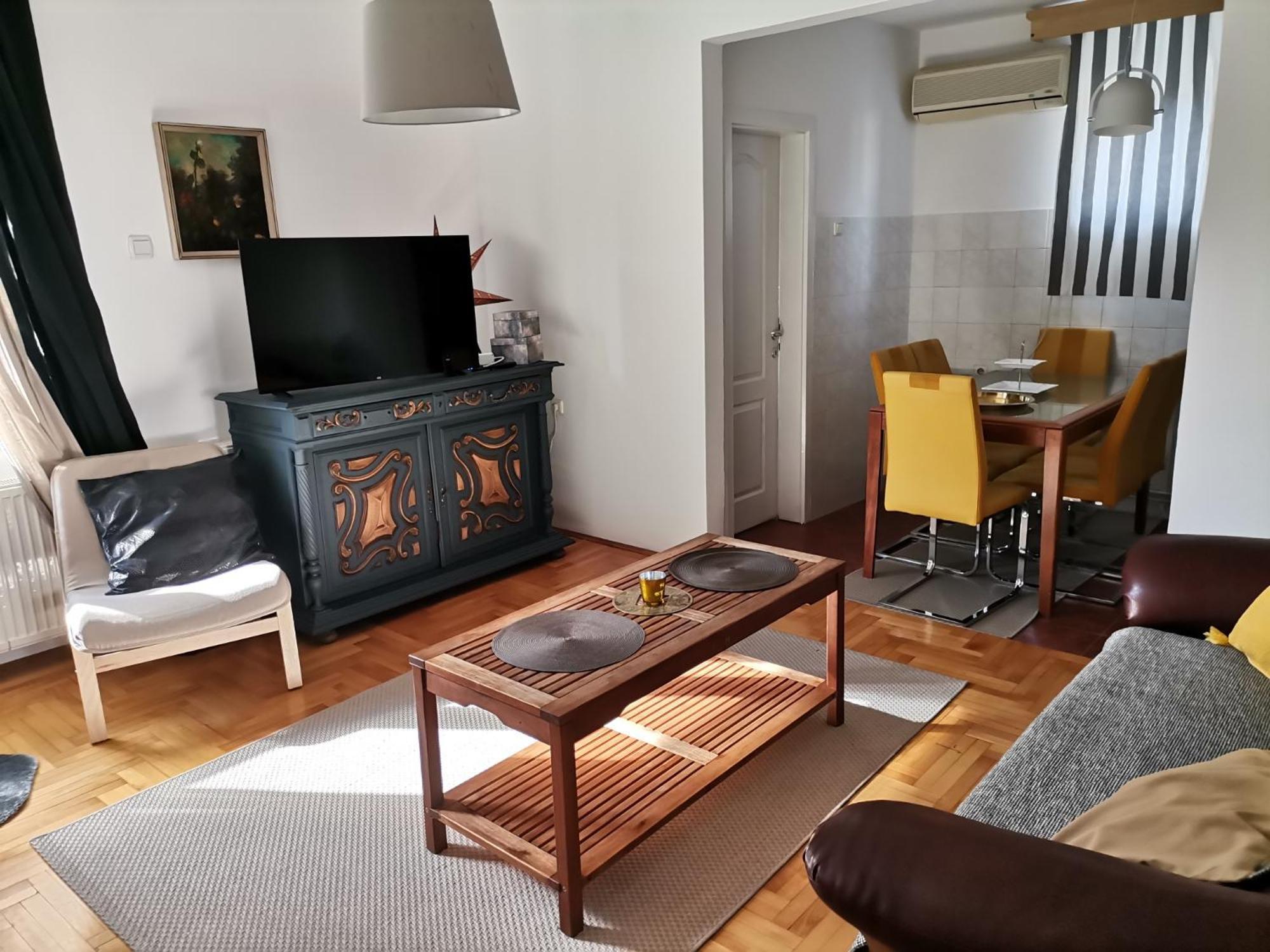 Appartement Crystal Kragujevac Extérieur photo